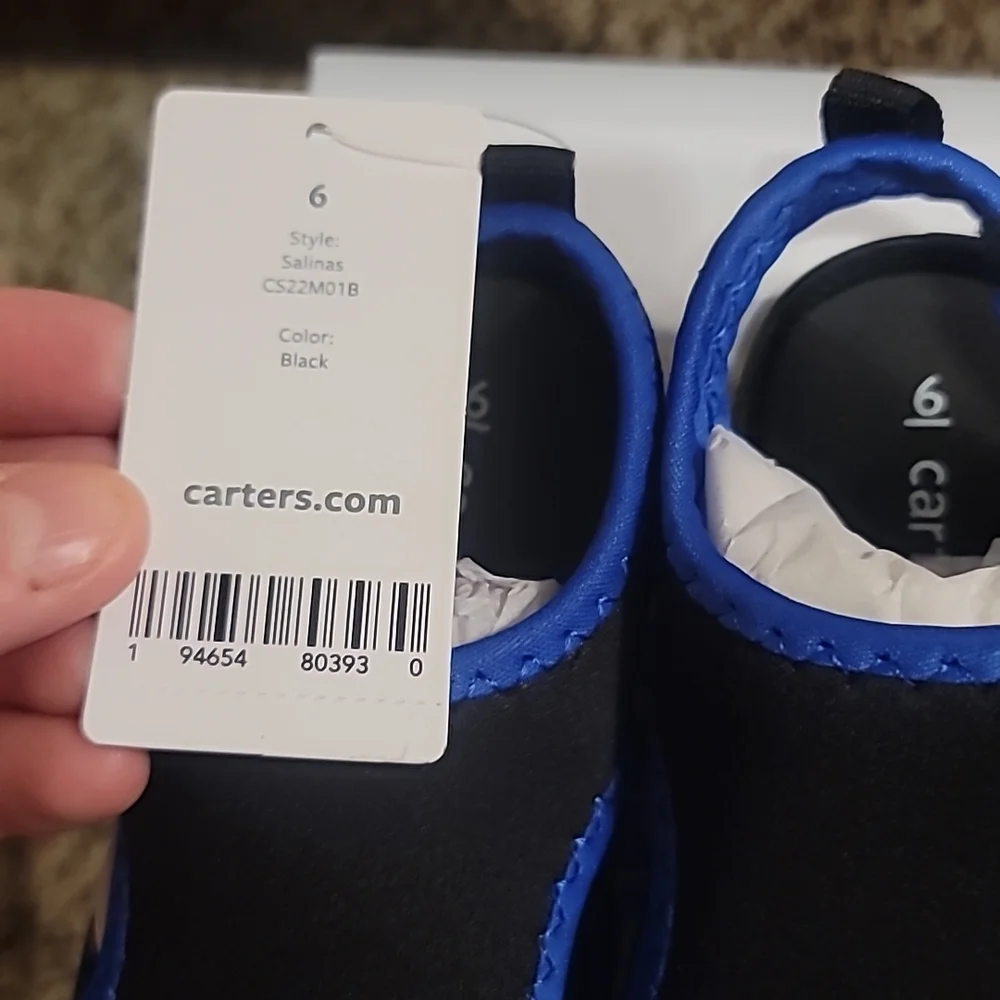 CARTER'S TODDLER BOYS AQUA SOCK WATER SHOE/SANDALS: BLACK/BLUE: NIB: SZ 6